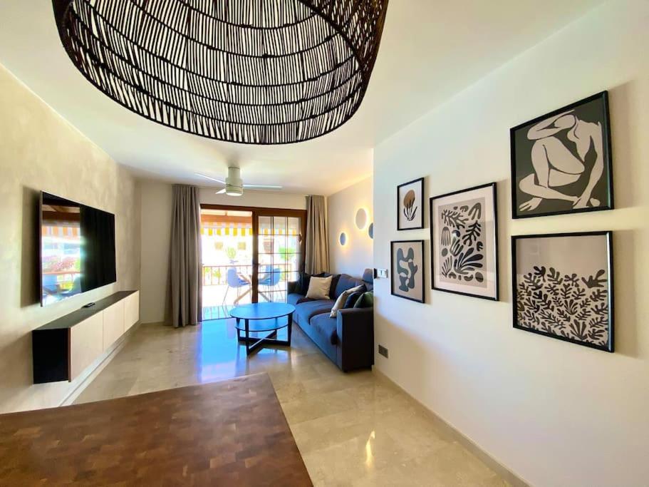 Stylish & Modern 1 Bedroom Suite On Frontline Of Playa Del Duque Costa Adeje  Exteriér fotografie