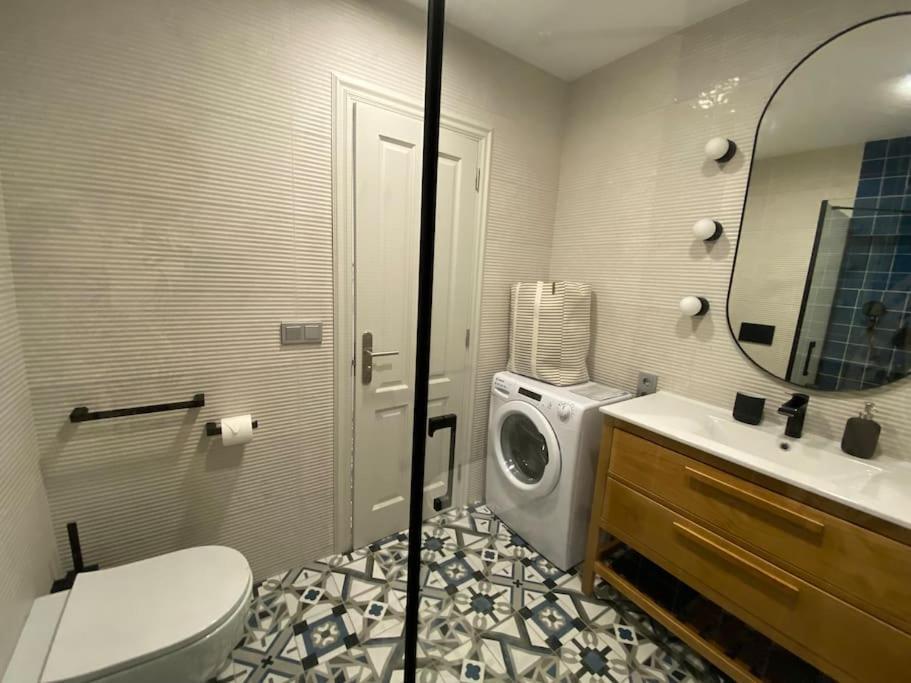 Stylish & Modern 1 Bedroom Suite On Frontline Of Playa Del Duque Costa Adeje  Exteriér fotografie